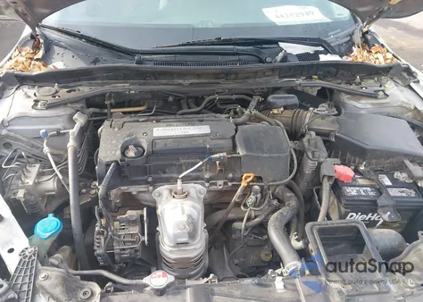 2016 Honda Accord Ex z USA, uszkodzony, nr VIN 1HGCR2F73GA017755